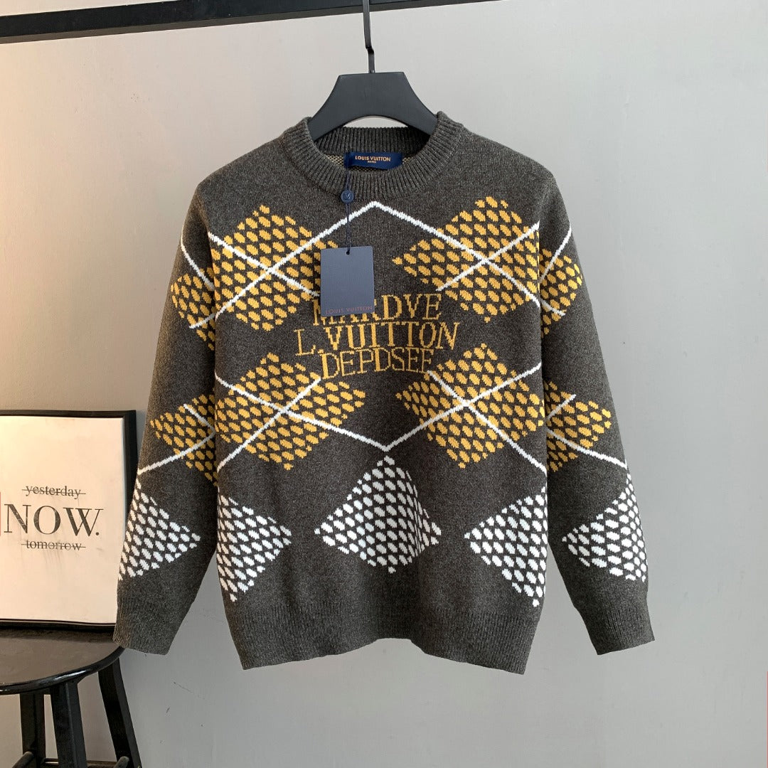 Classic Fashion Sweater-10032
