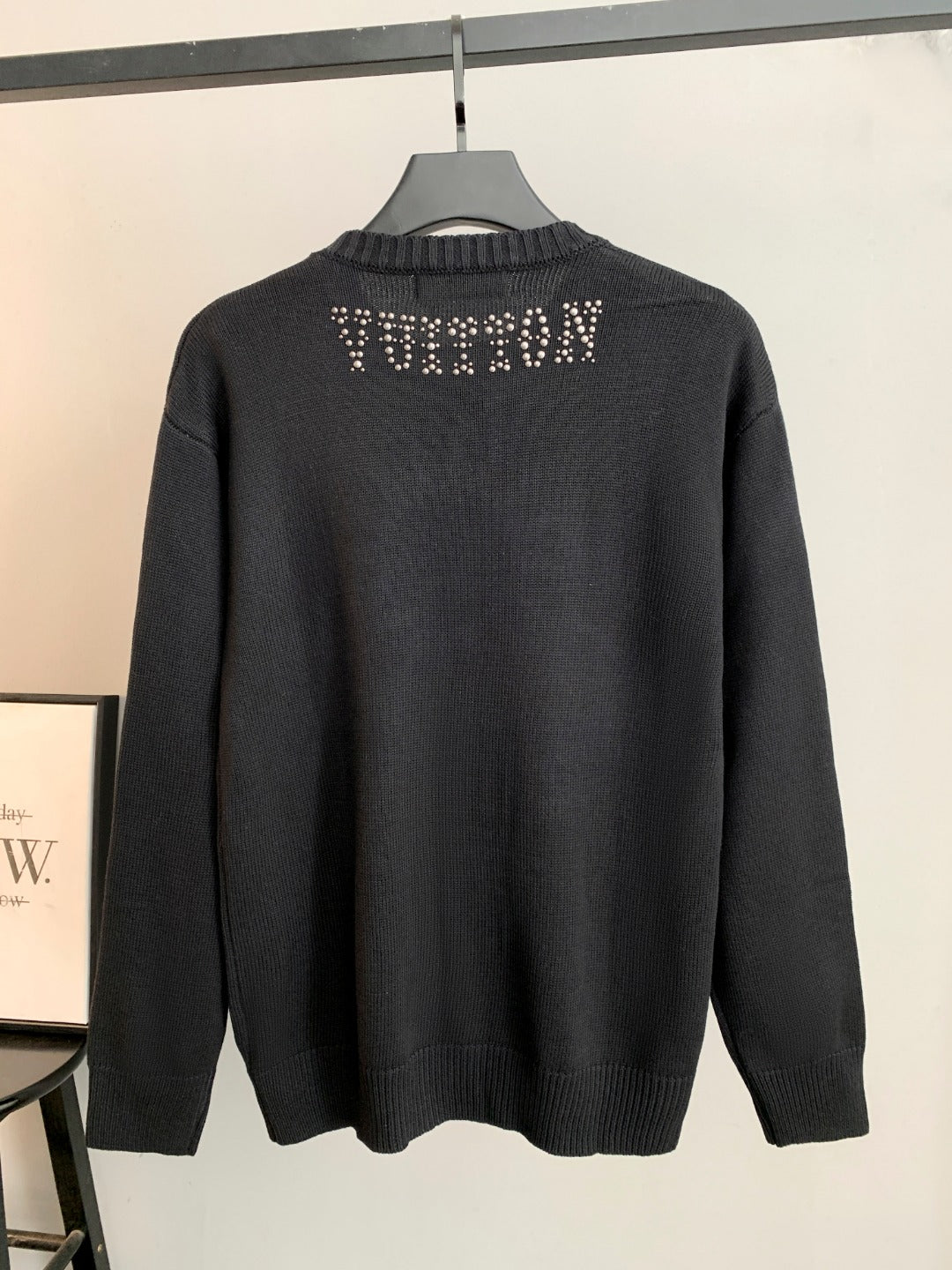 Classic Fashion Sweater-10041