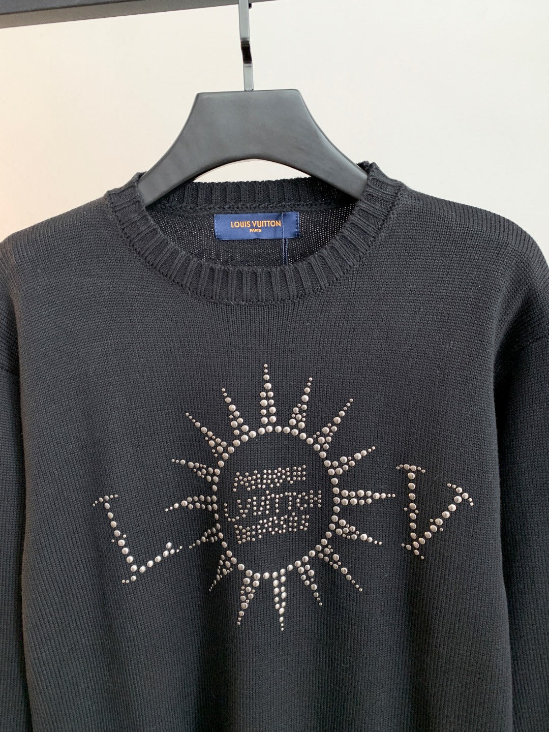 Classic Fashion Sweater-10041