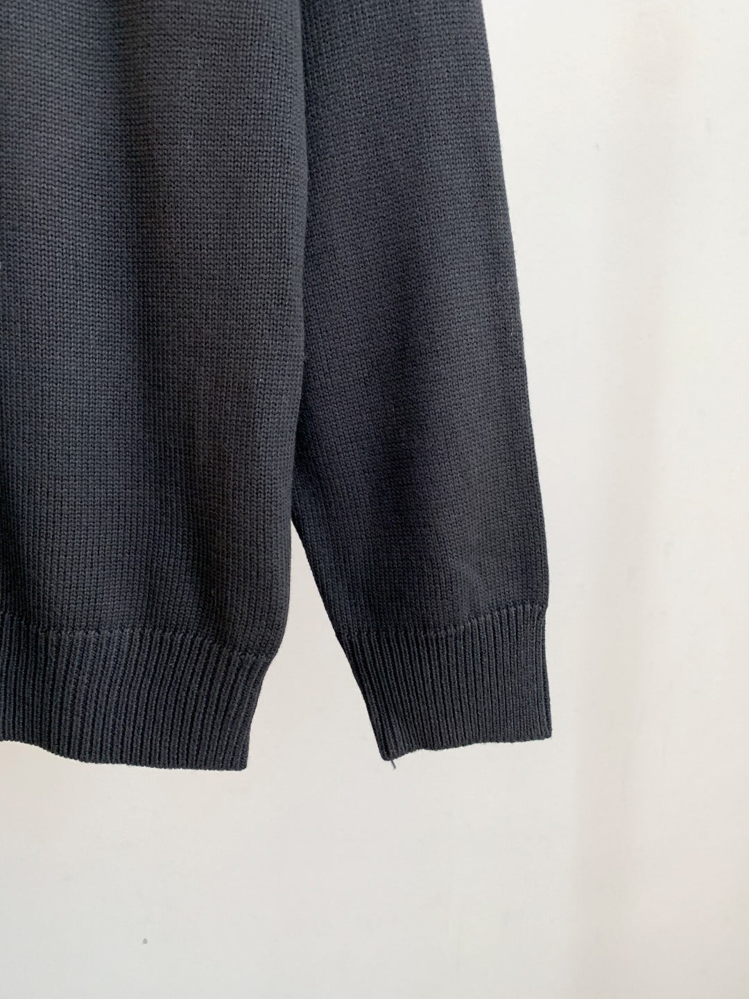 Classic Fashion Sweater-10041