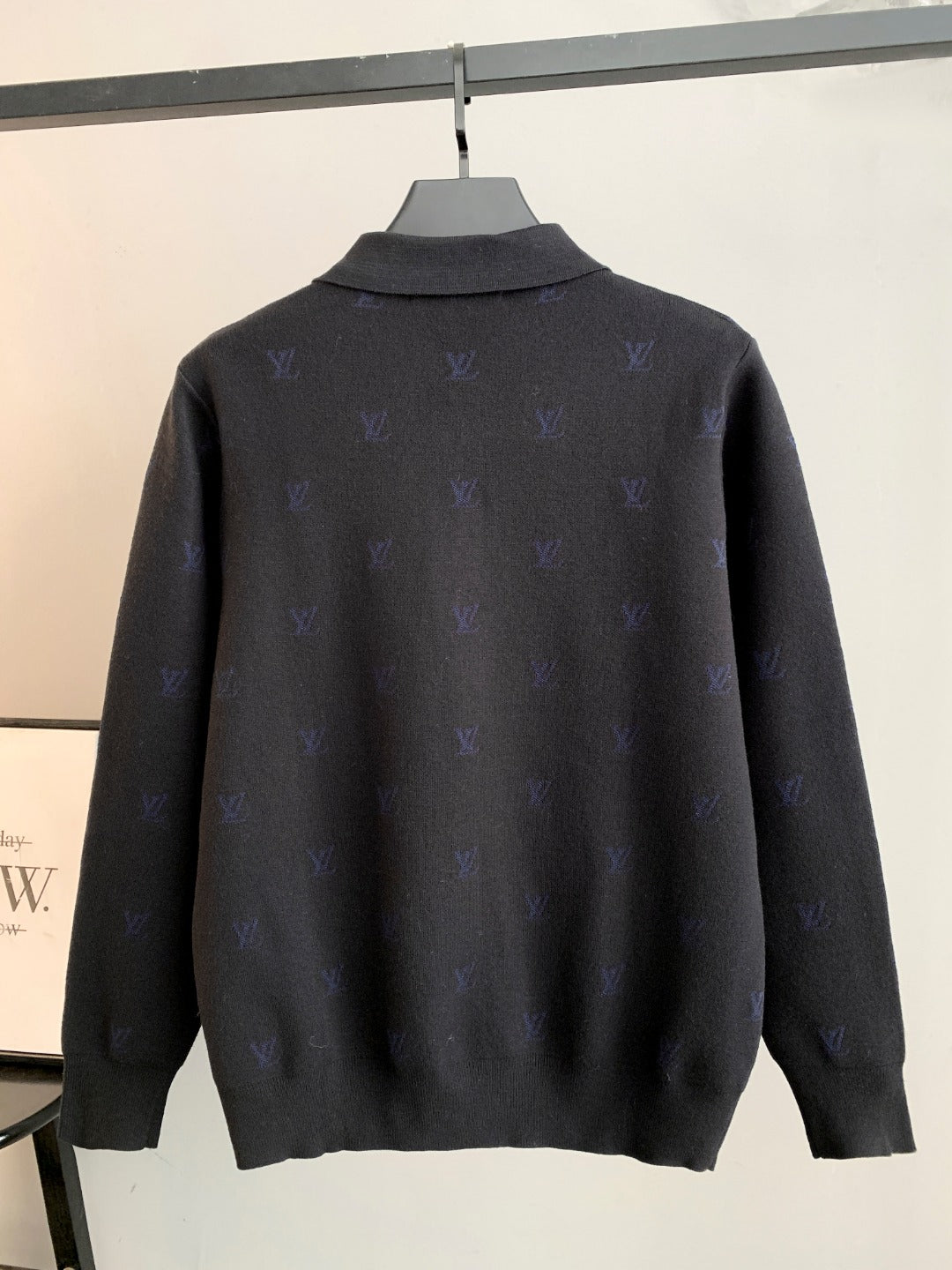 Classic Fashion Sweater-10044