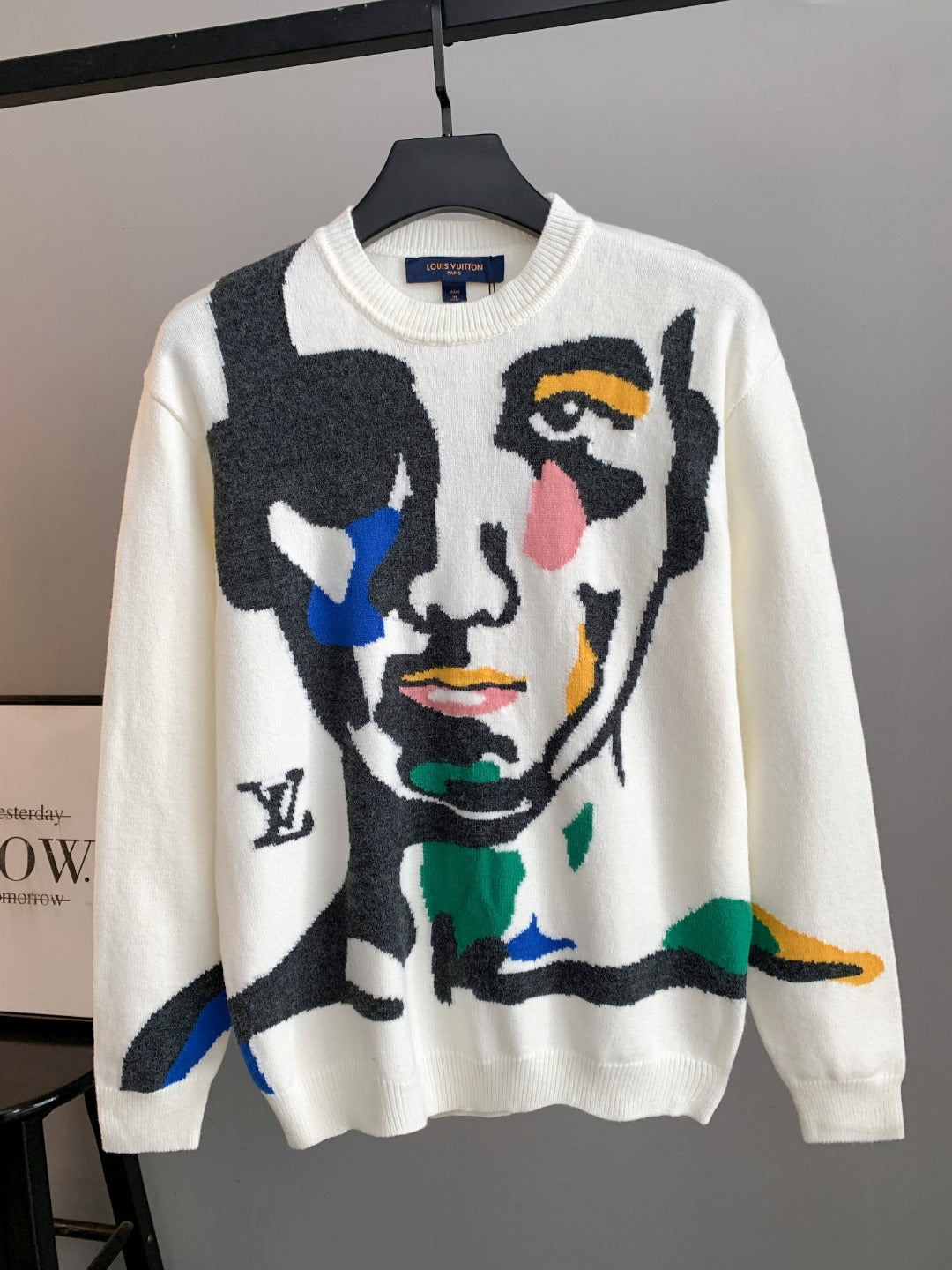 Classic Fashion Sweater-10045