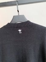 Classic Fashion Sweater-10047