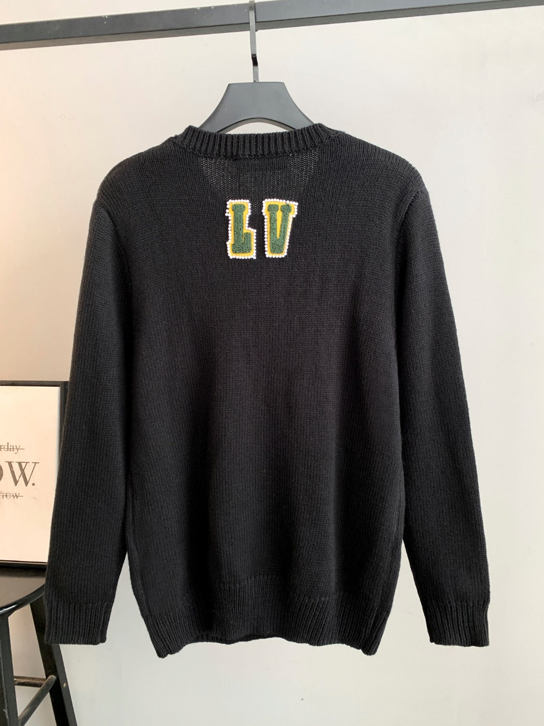 Classic Fashion Sweater-10054