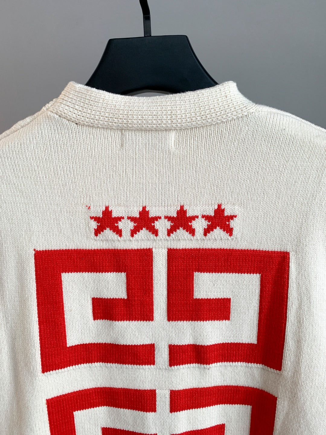 Classic Fashion Sweater-10060
