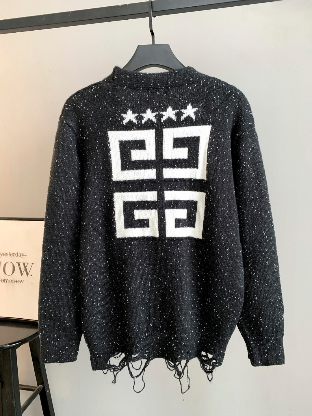 Classic Fashion Sweater-10061