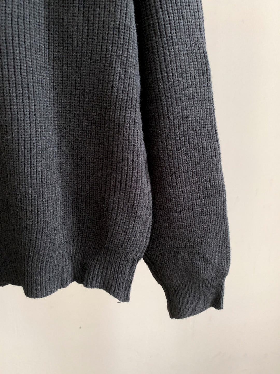 Classic Fashion Sweater-10062