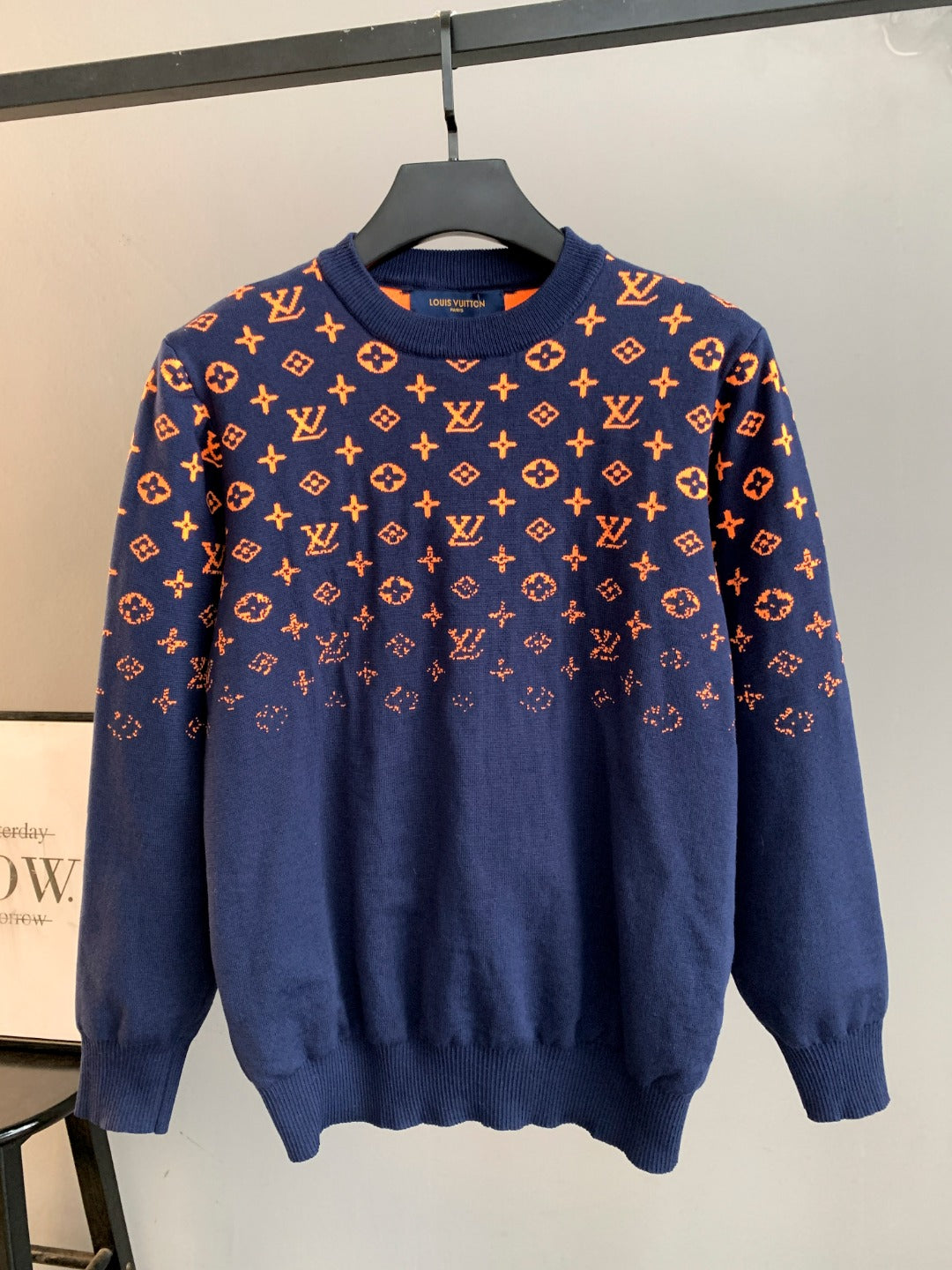 Classic Fashion Sweater-10065