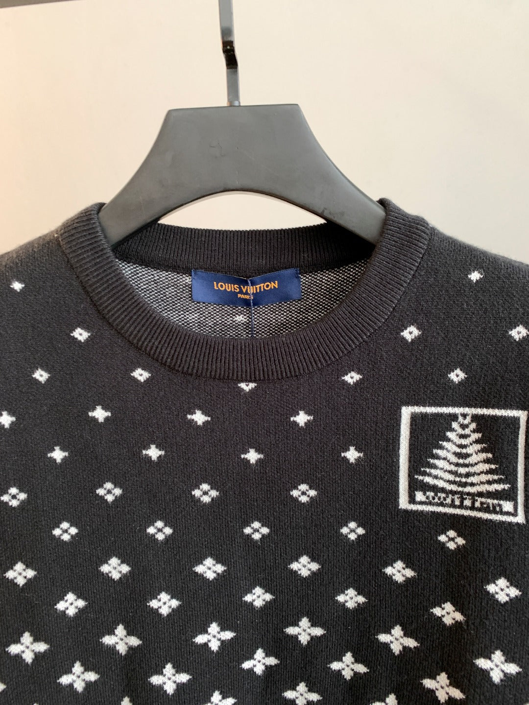 Classic Fashion Sweater-10067