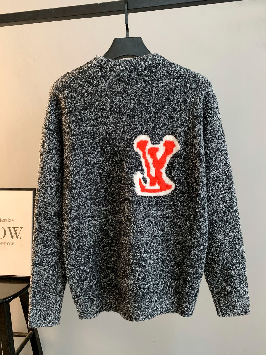 Classic Fashion Sweater-10070