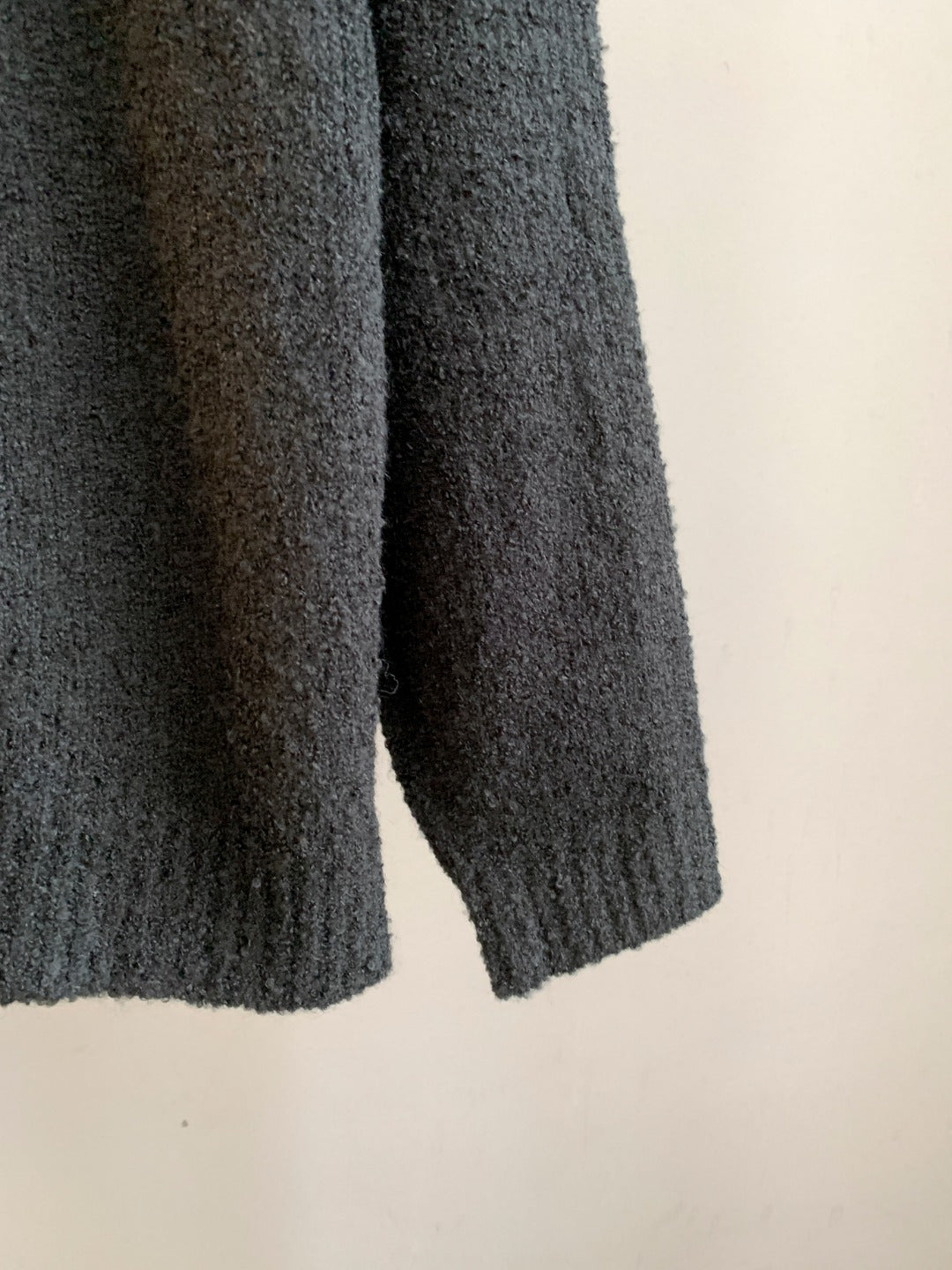 Classic Fashion Sweater-10071