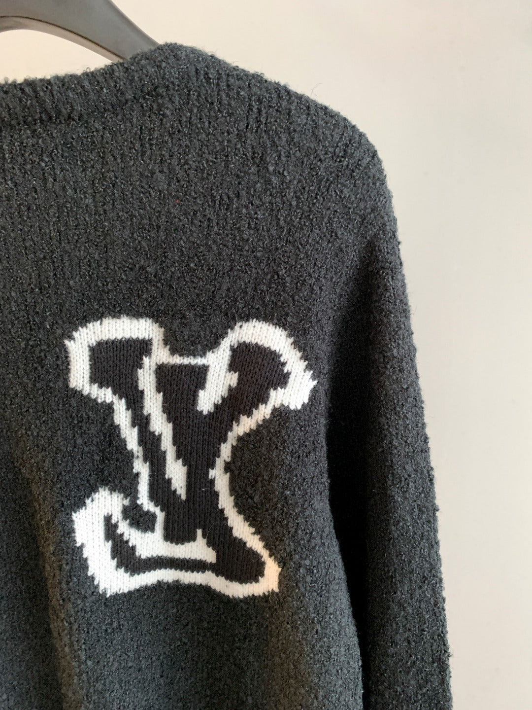 Classic Fashion Sweater-10071