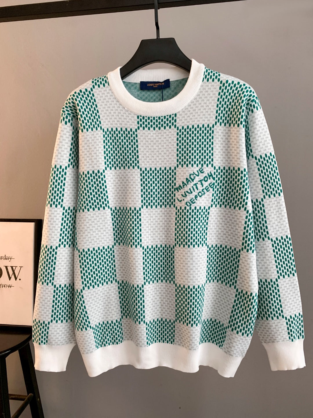 Classic Fashion Sweater-10073