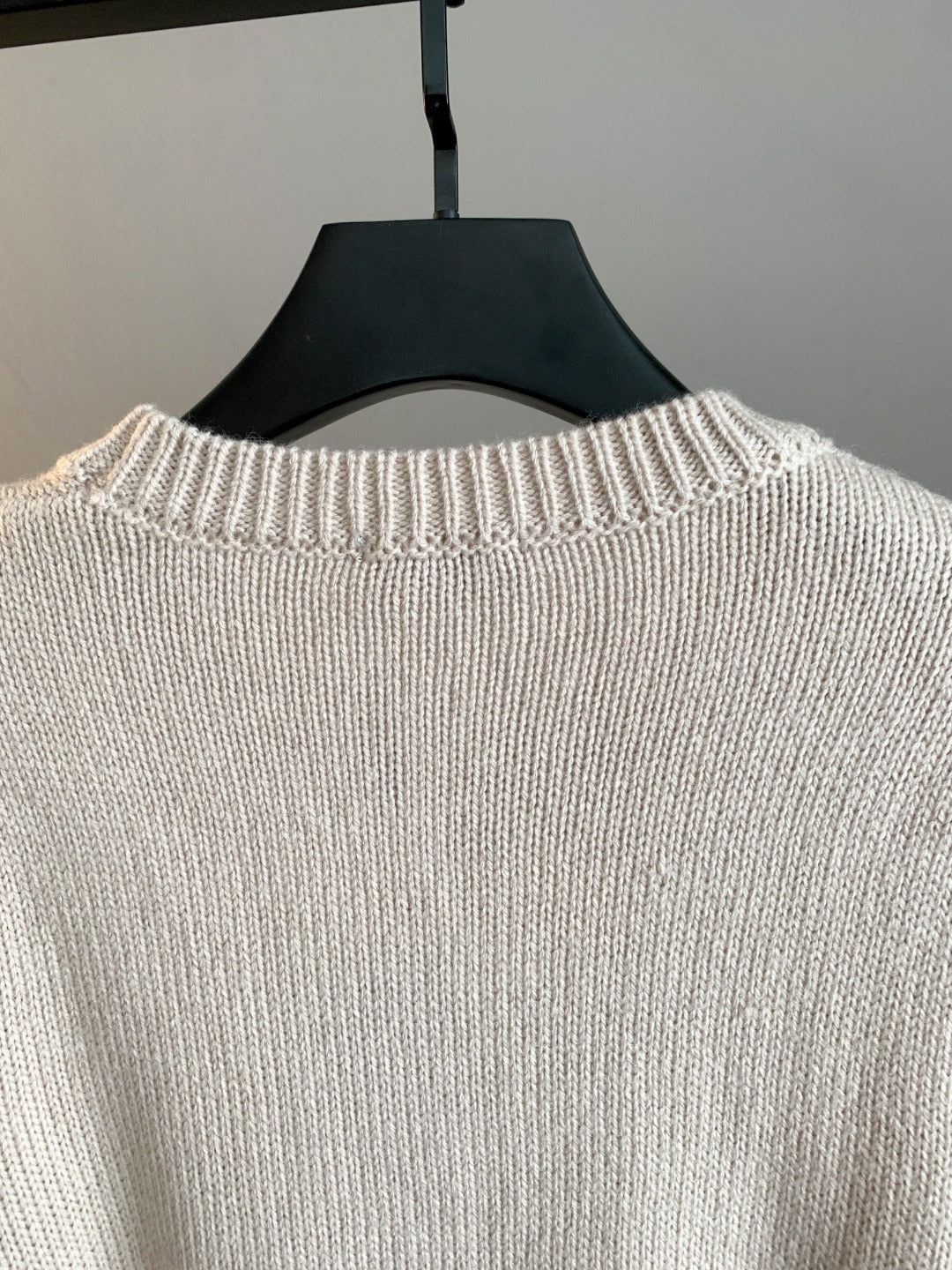 Classic Fashion Sweater-10075