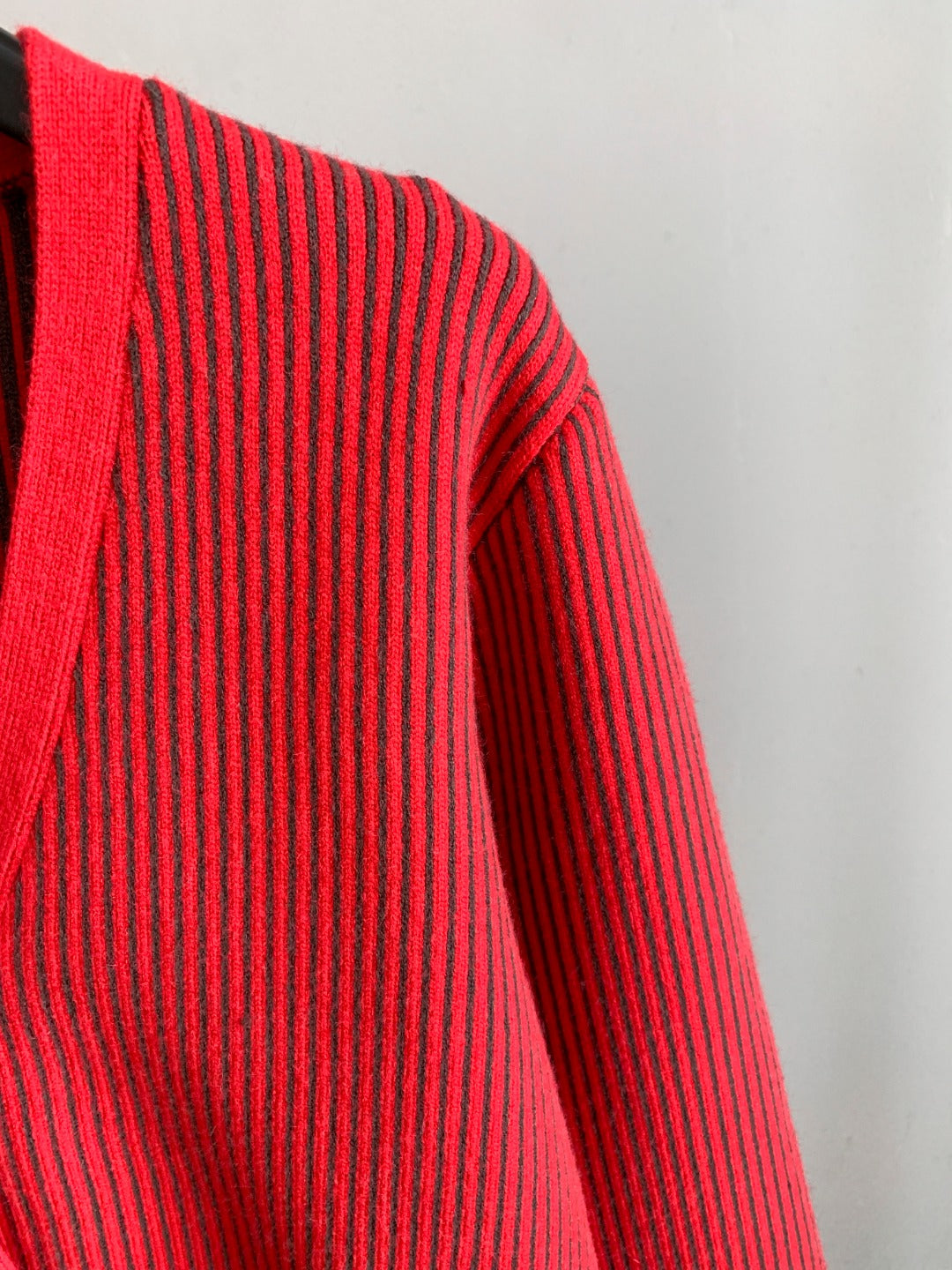 Classic Fashion Sweater-10077