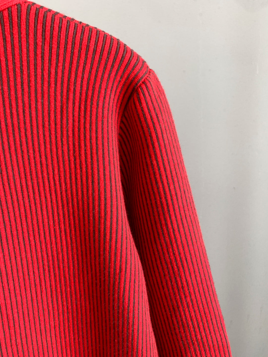 Classic Fashion Sweater-10077