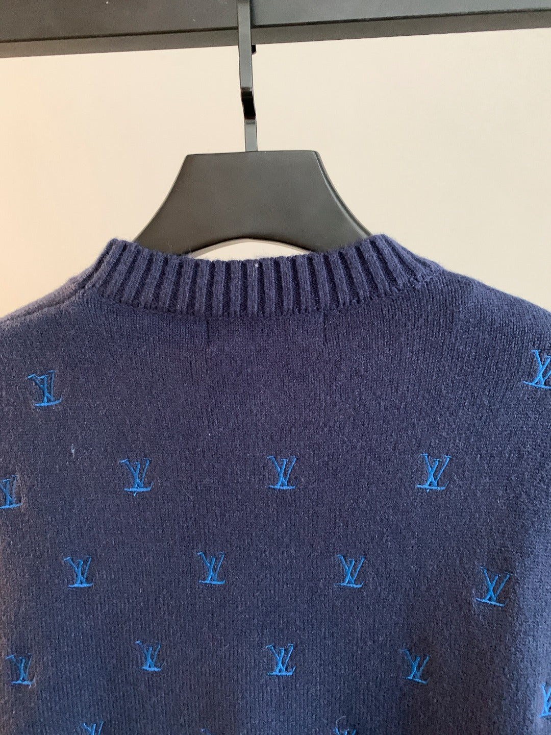 Classic Fashion Sweater-10078