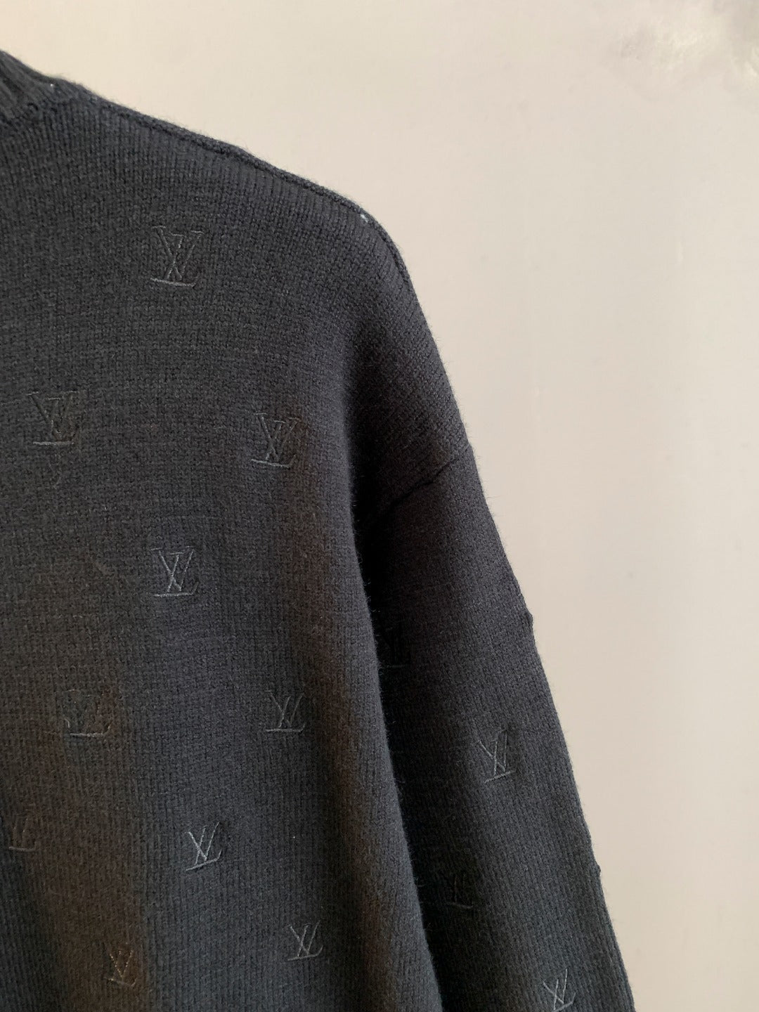 Classic Fashion Sweater-10084