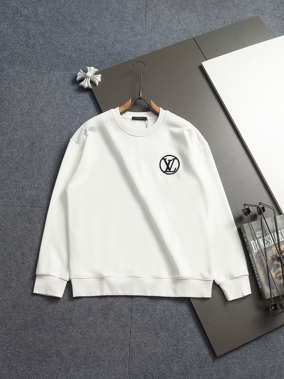 Classic Fit Hoodie-10001