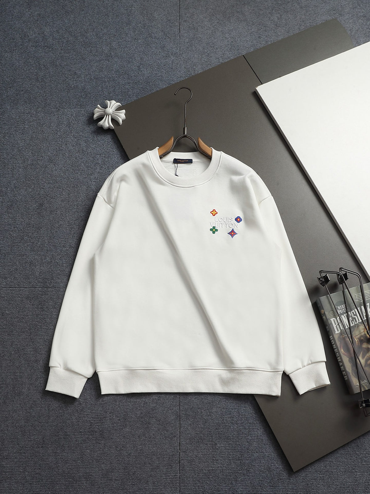 Classic Fit Hoodie-10002