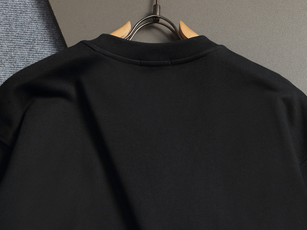 Classic Fit Hoodie-10016