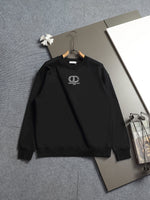 Classic Fit Hoodie-10021