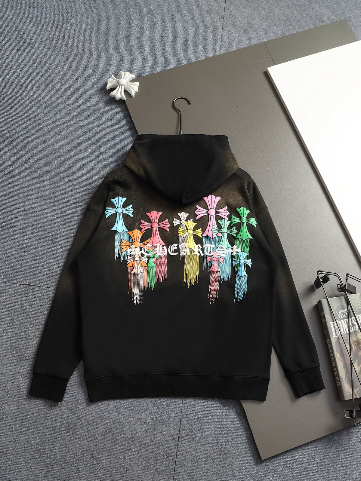 Classic Fit Hoodie-10036