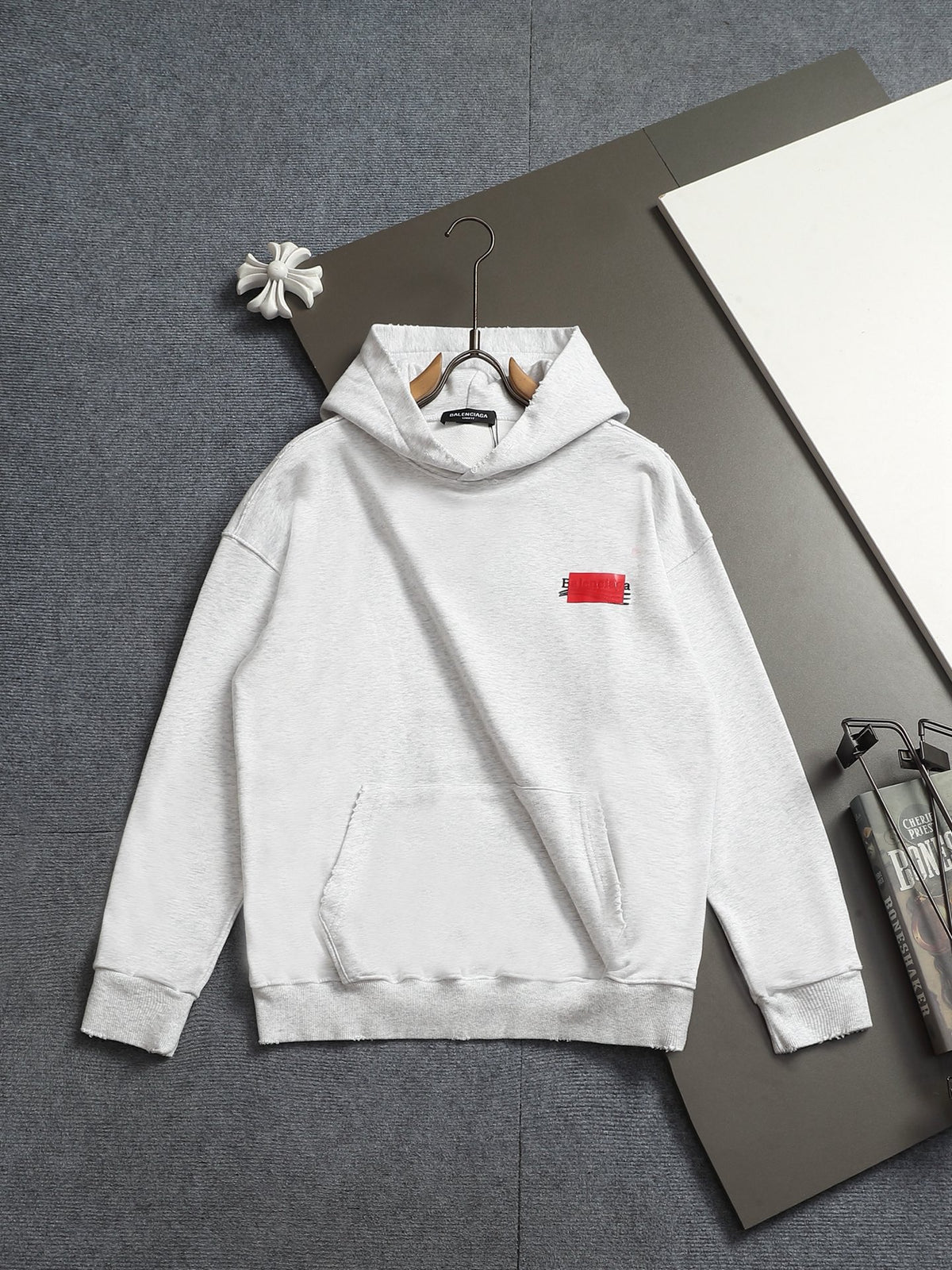 Classic Fit Hoodie-10037