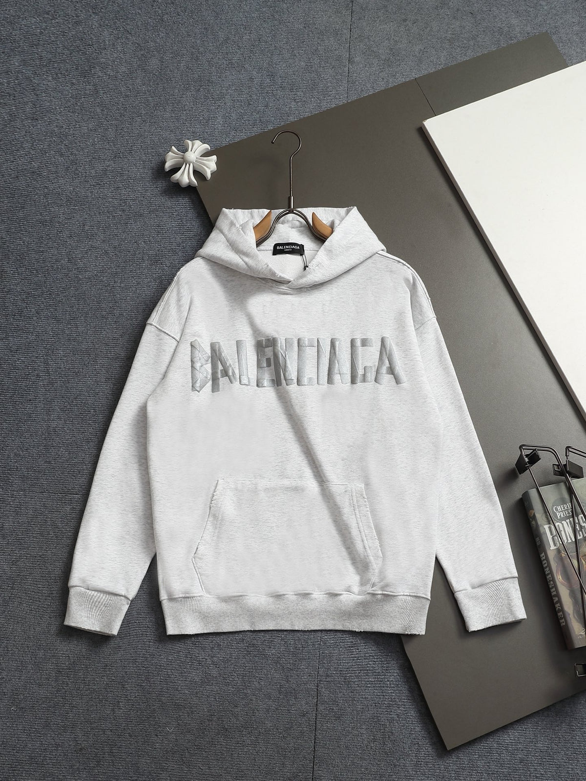 Classic Fit Hoodie-10042
