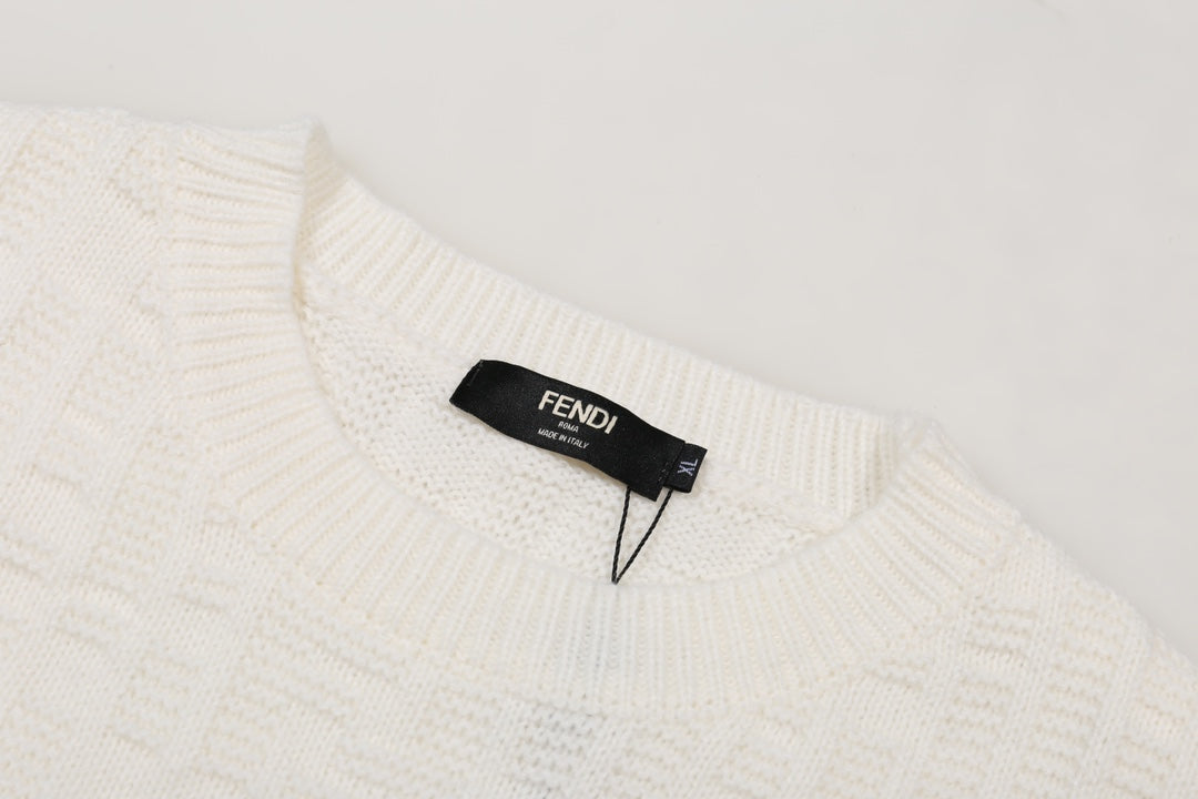 Classic Fashion Sweater-10087