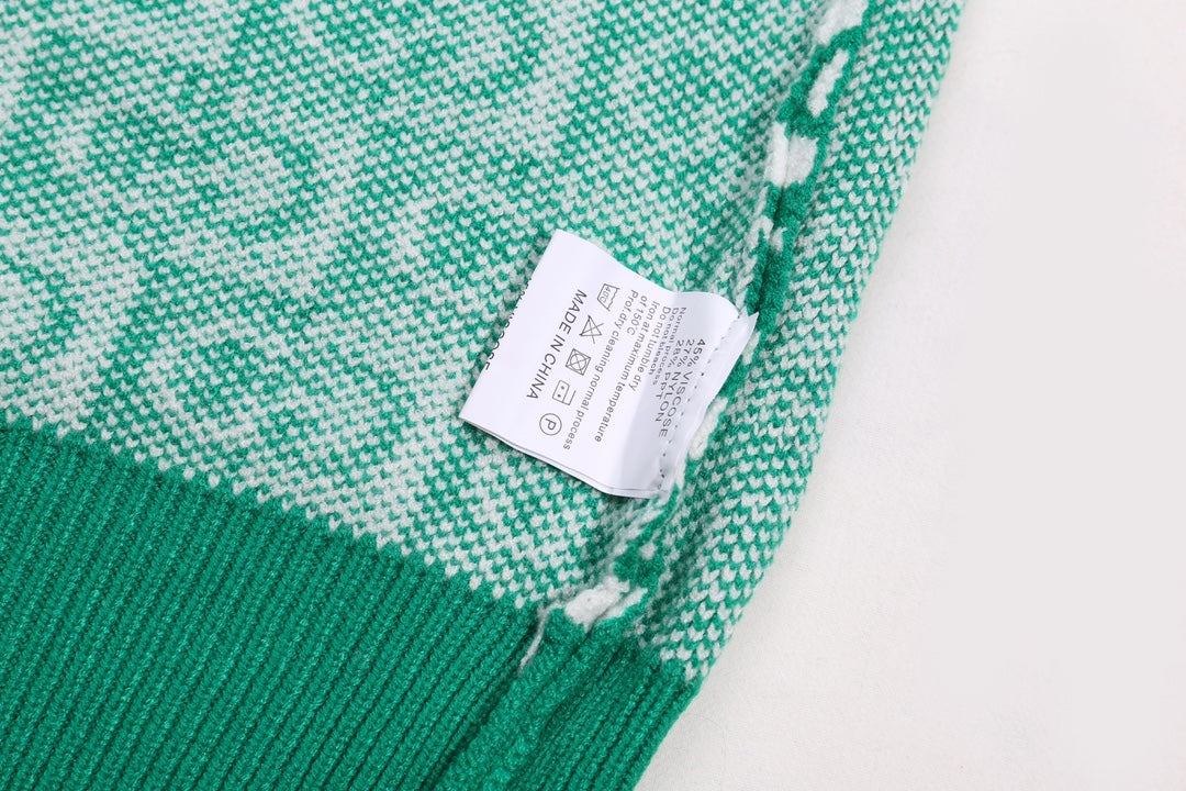 Classic Fashion Sweater-10089