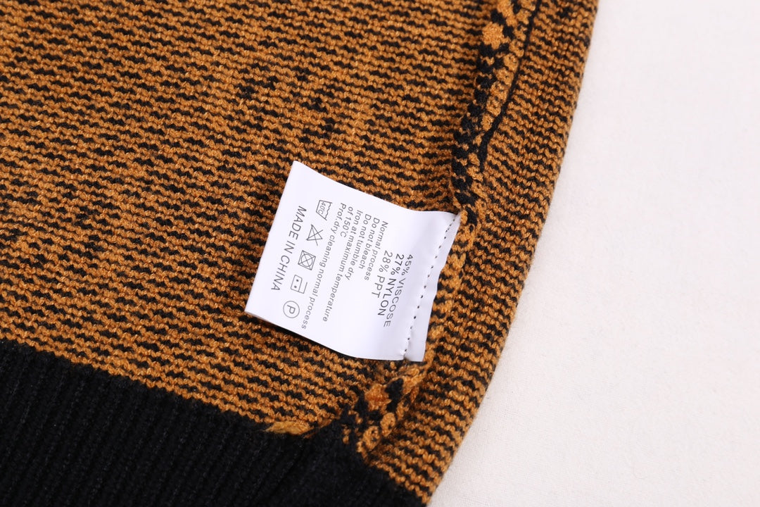 Classic Fashion Sweater-10090