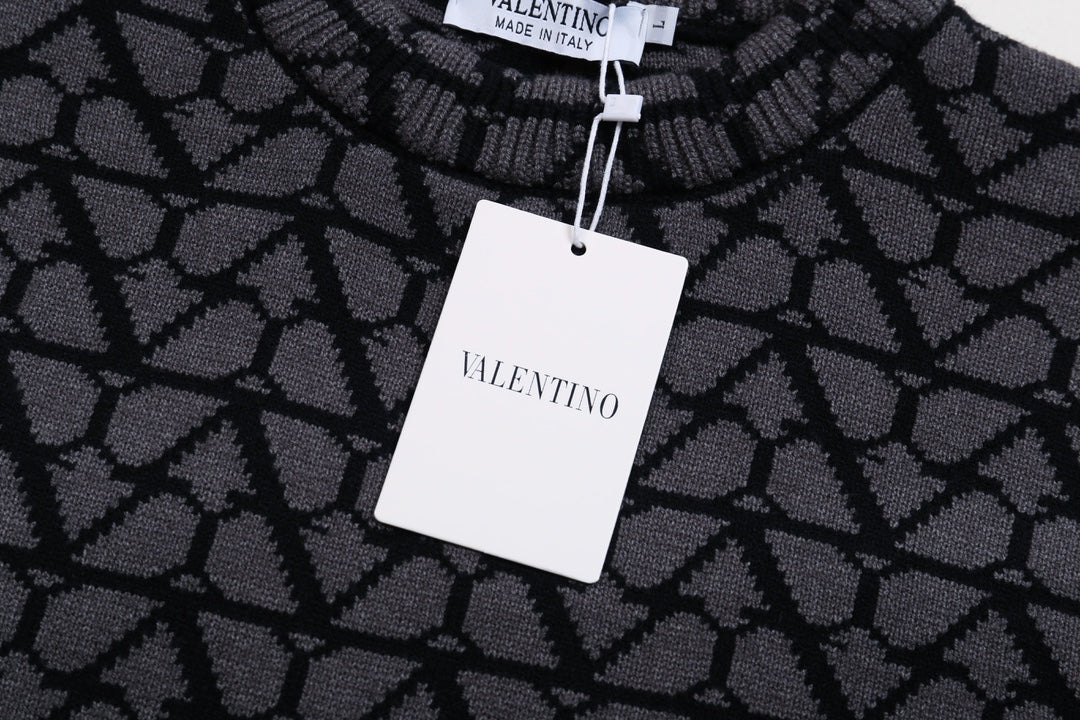 Classic Fashion Sweater-10092