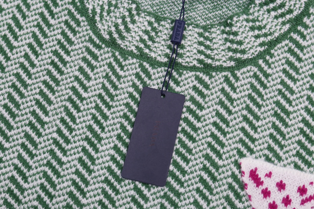 Classic Fashion Sweater-10096