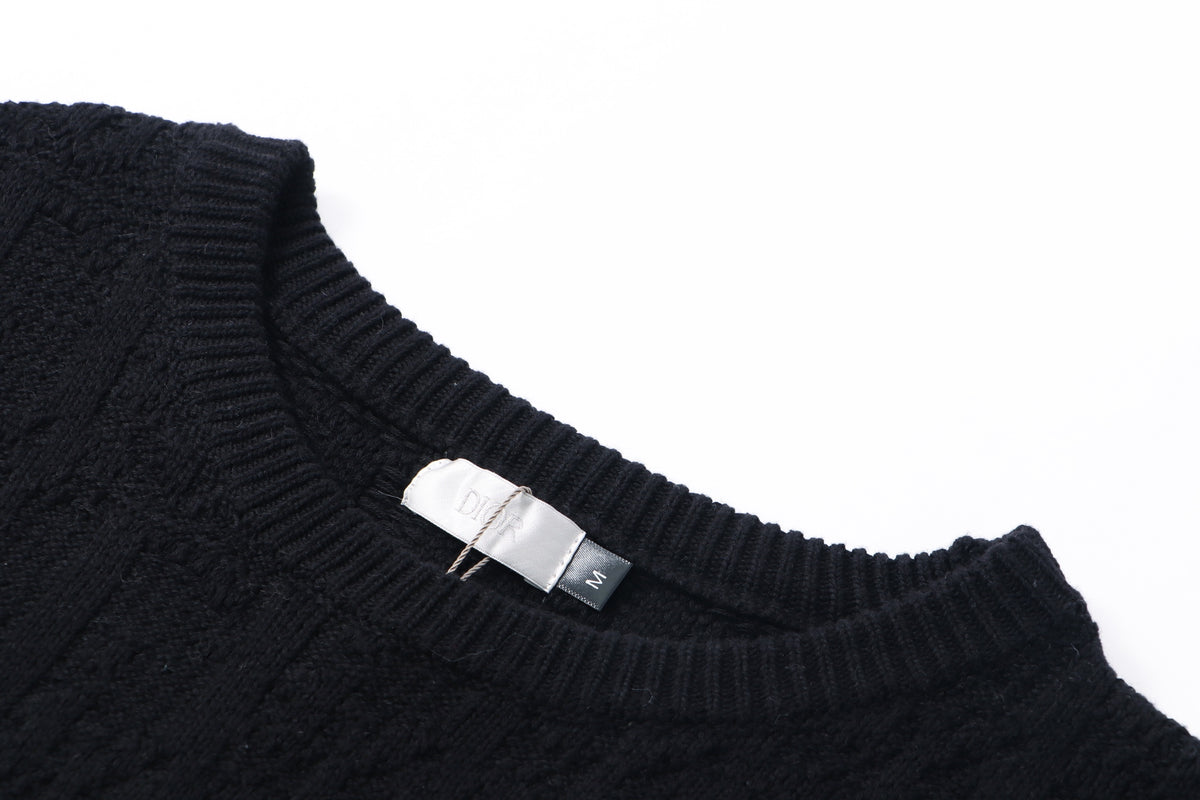 Classic Fashion Sweater-10099
