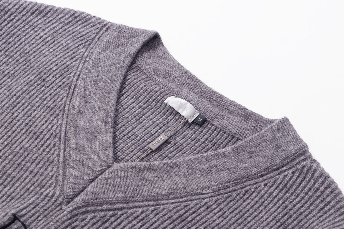 Classic Fashion Sweater-10102