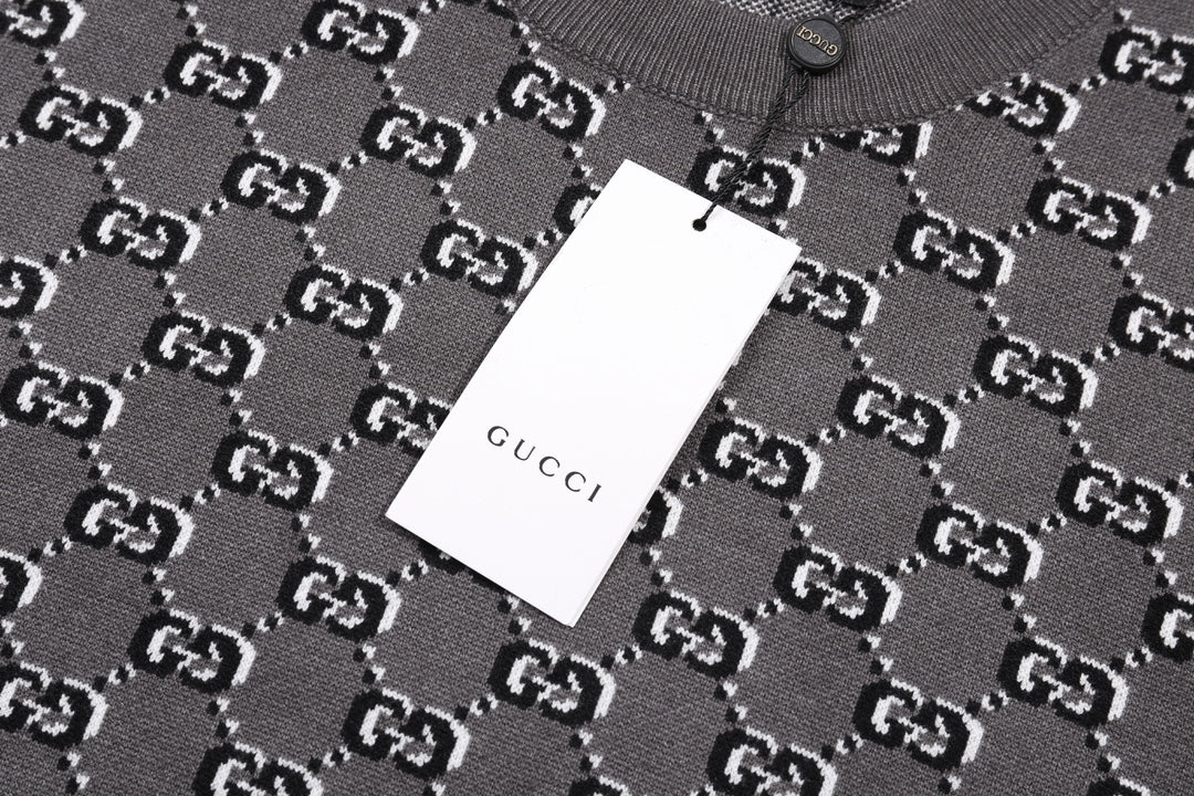Classic Fashion Sweater-10117