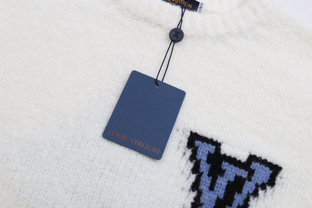 Classic Fashion Sweater-10159