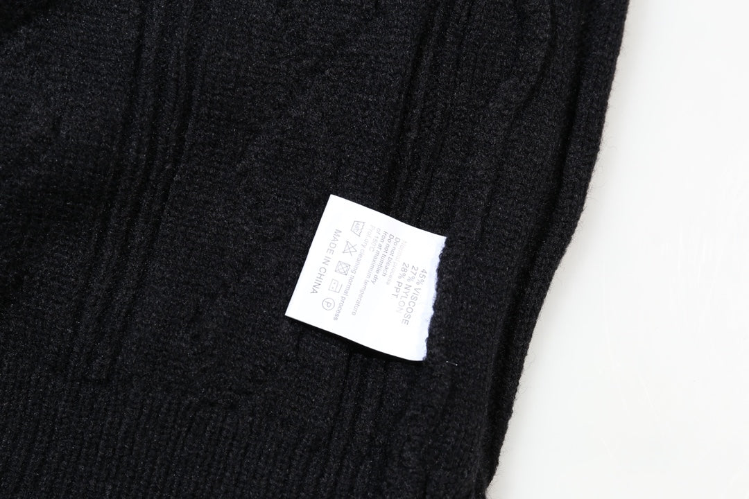 Classic Fashion Sweater-10163