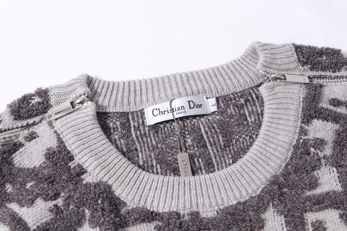 Classic Fashion Sweater-10165