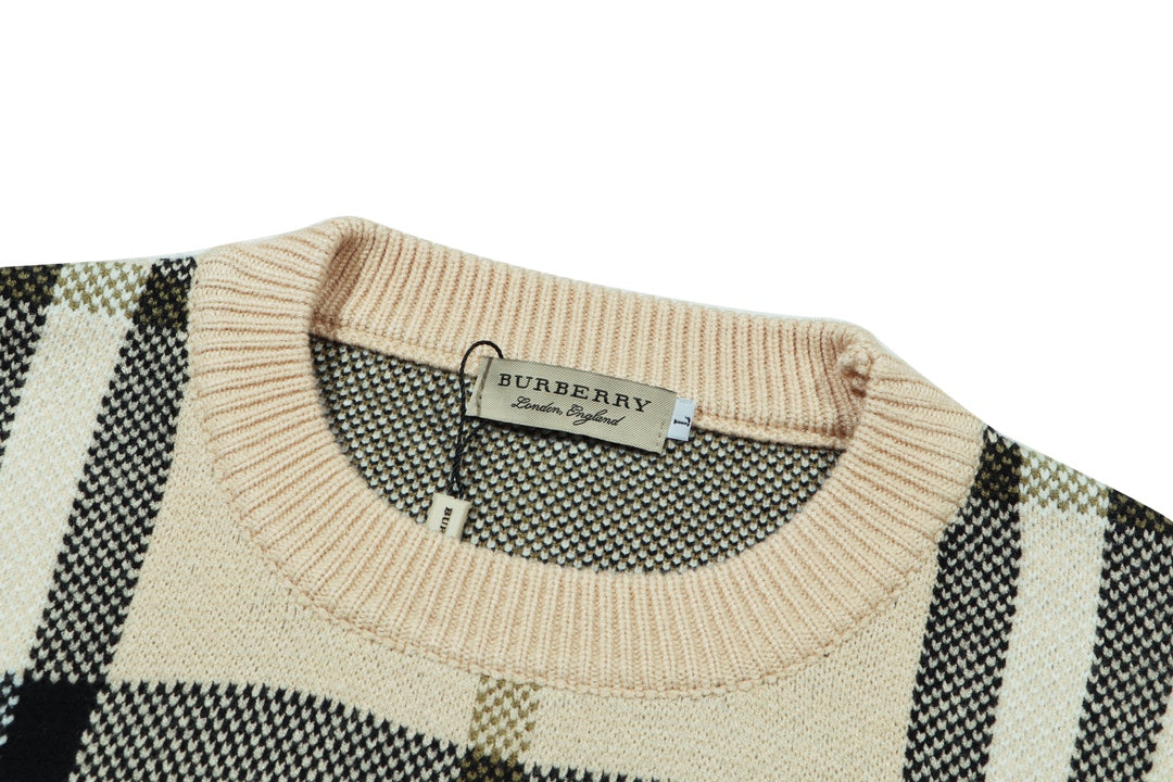 Classic Fashion Sweater-10205