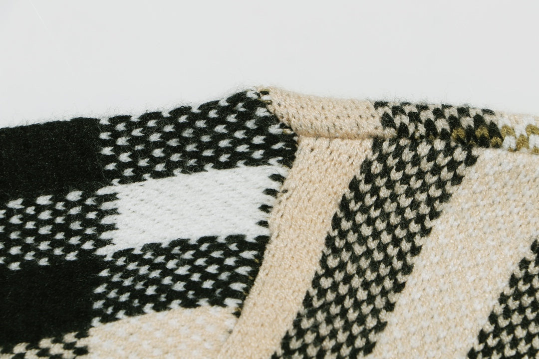 Classic Fashion Sweater-10205