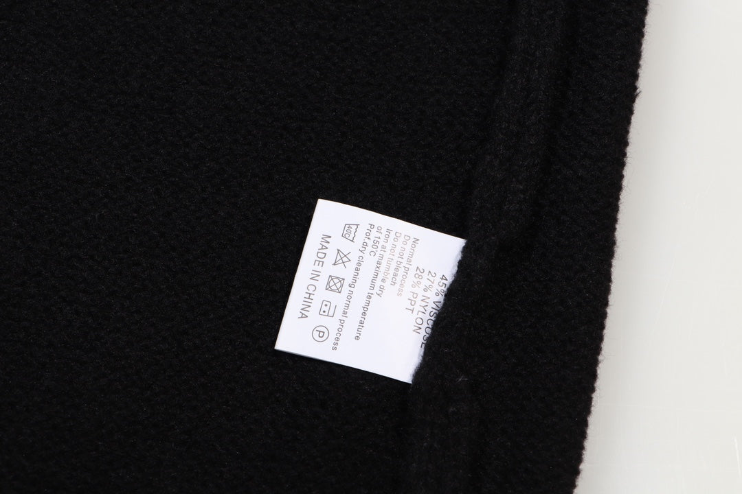 Classic Fashion Sweater-10216