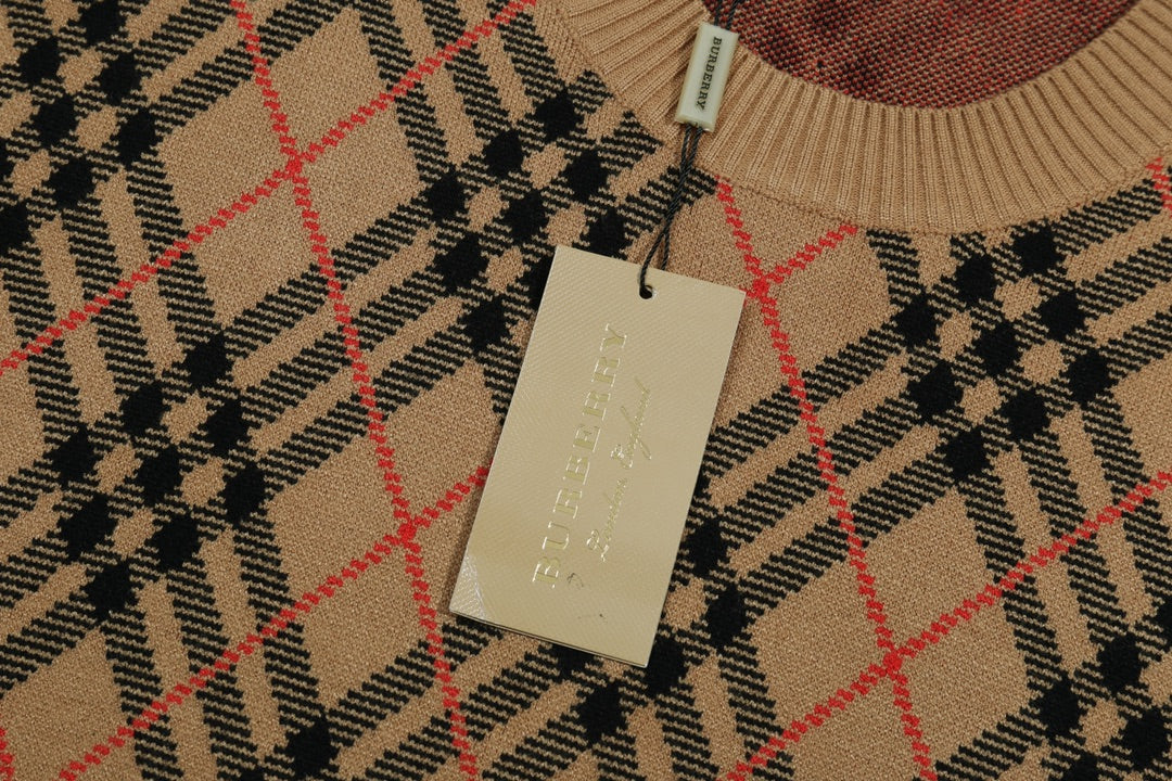Classic Fashion Sweater-10225