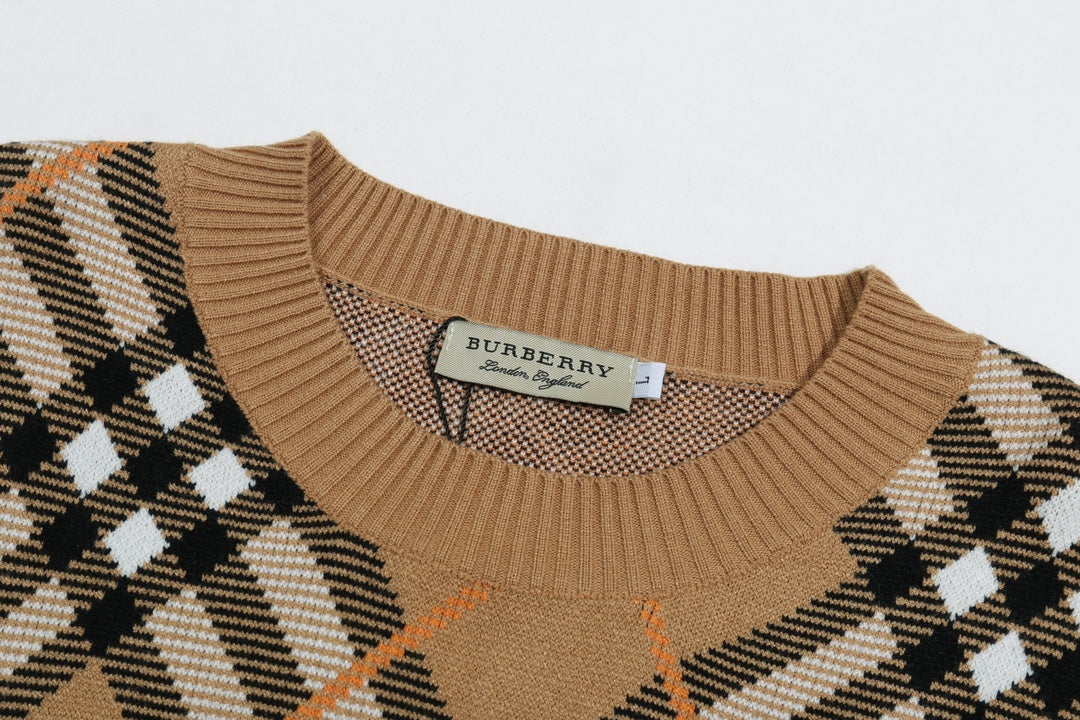 Classic Fashion Sweater-10227