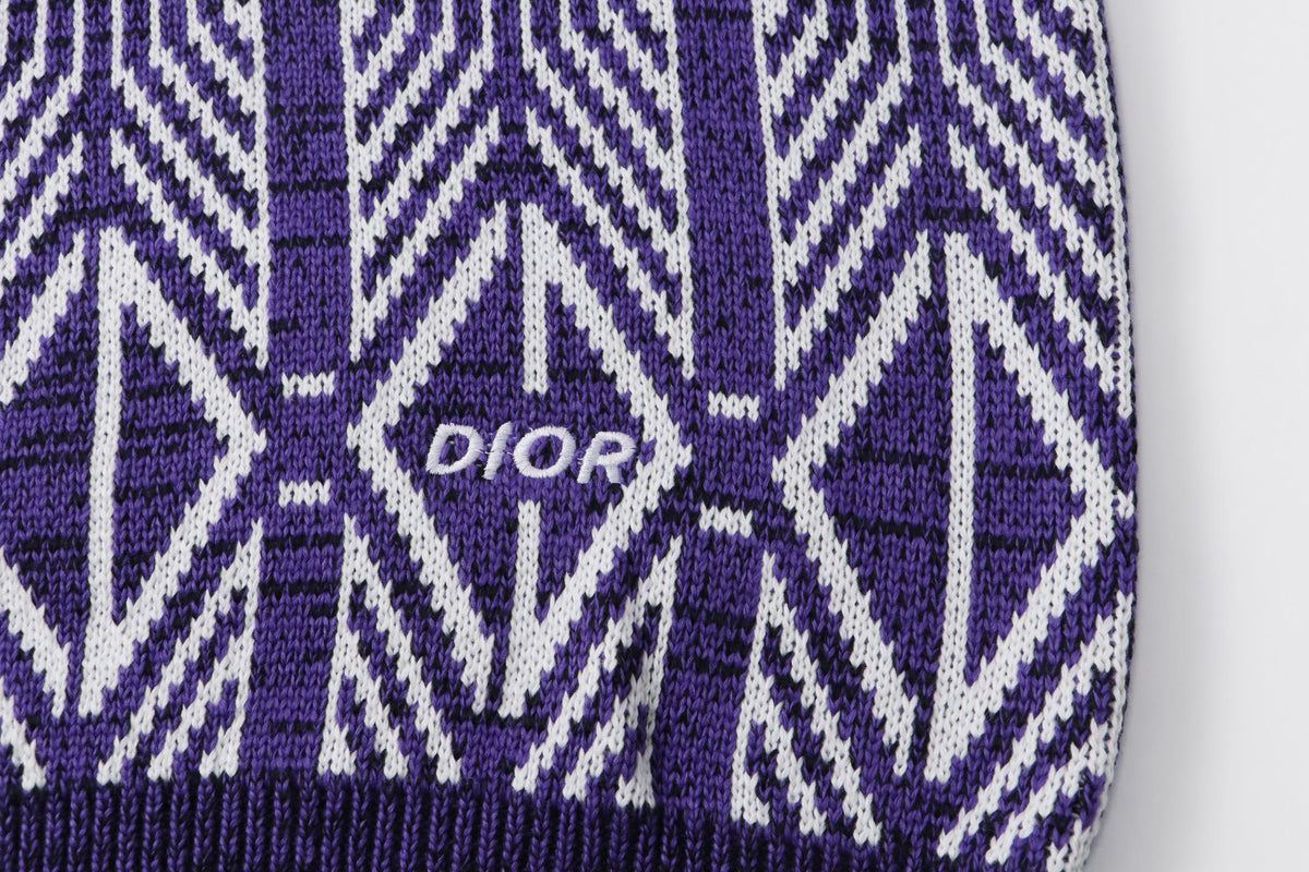 Classic Fashion Sweater-10237