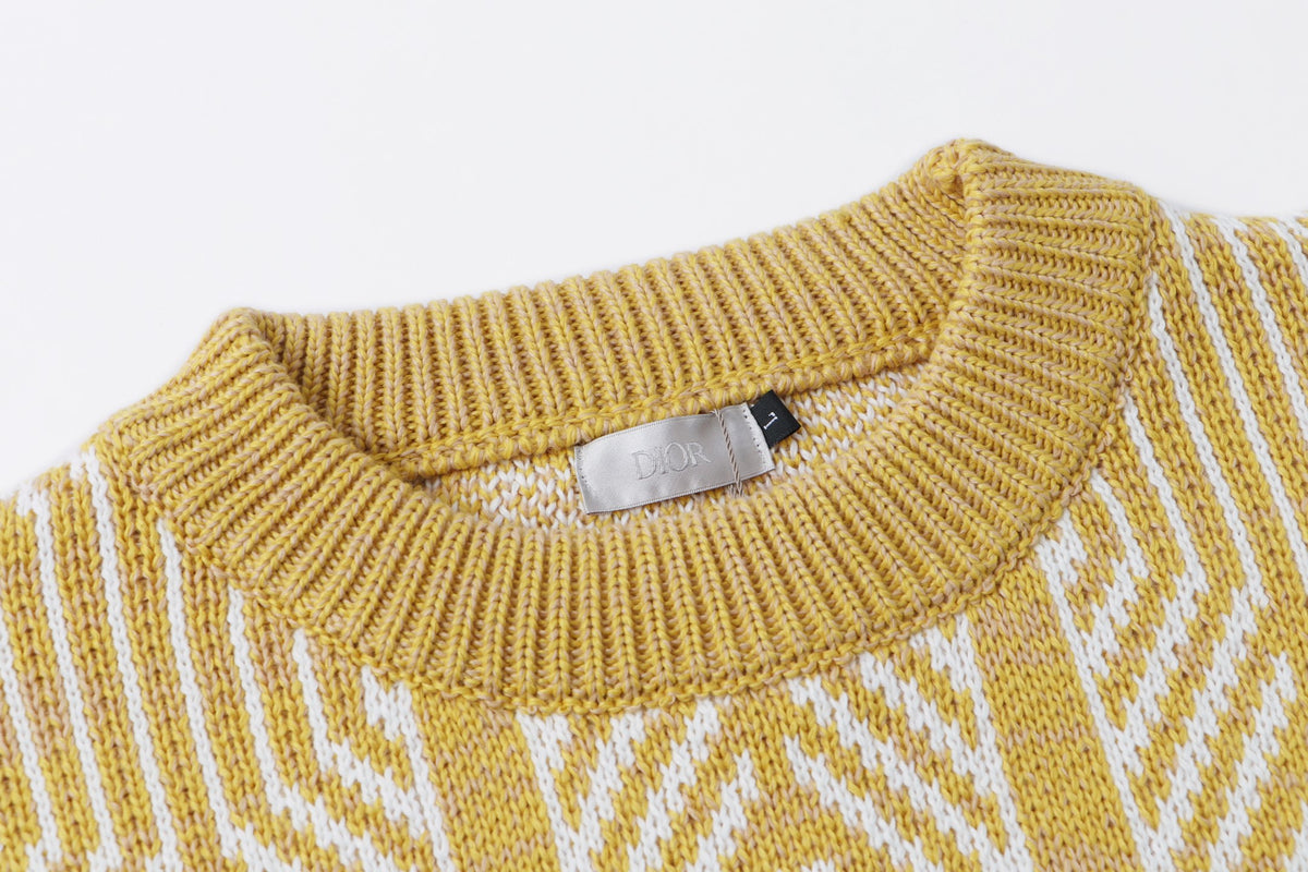 Classic Fashion Sweater-10238