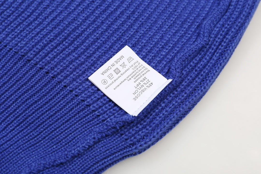 Classic Fashion Sweater-10256