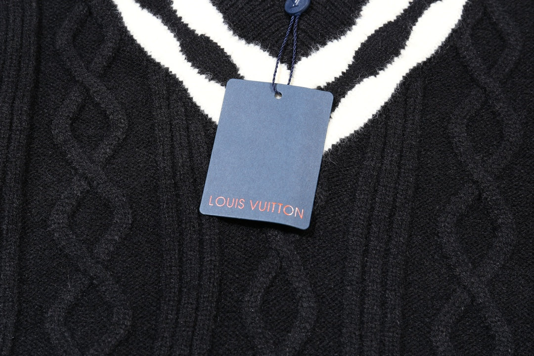 Classic Fashion Sweater-10266