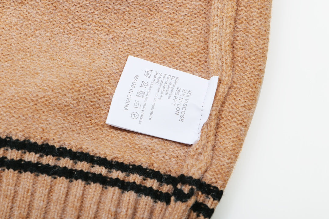 Classic Fashion Sweater-10268
